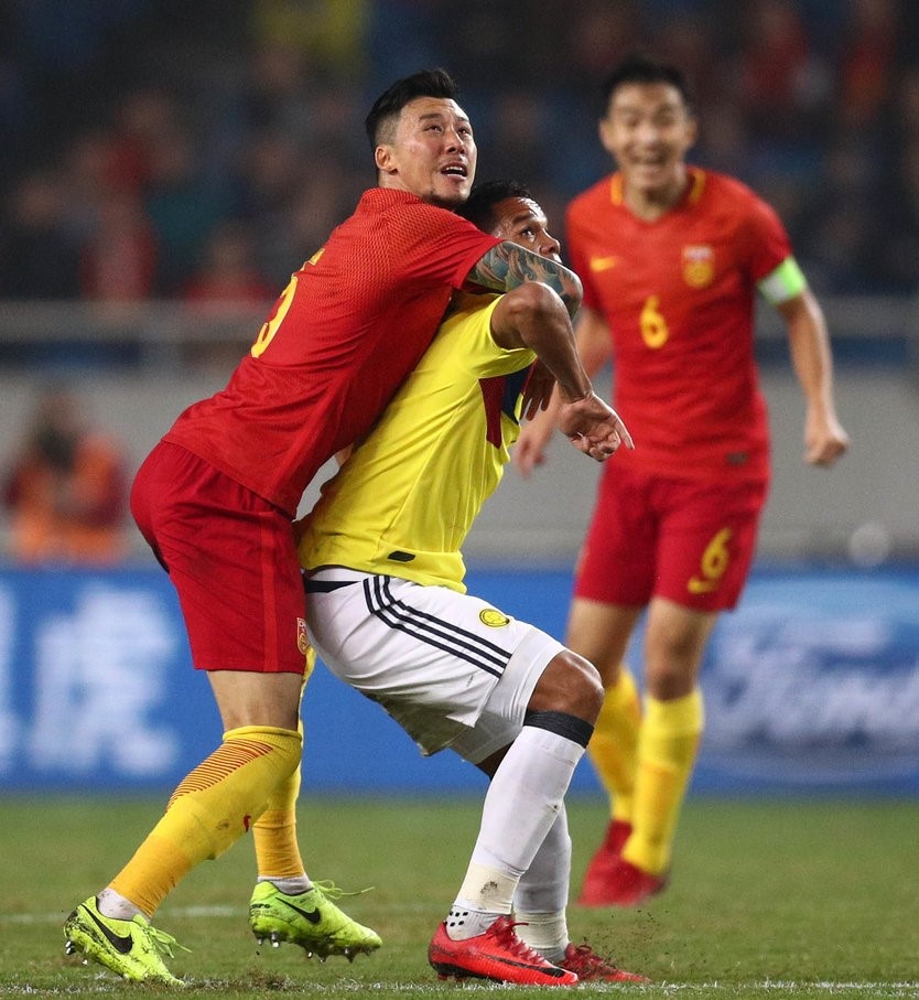 国足vs哥伦比亚国足进攻,中国vs哥伦比亚热身赛直播