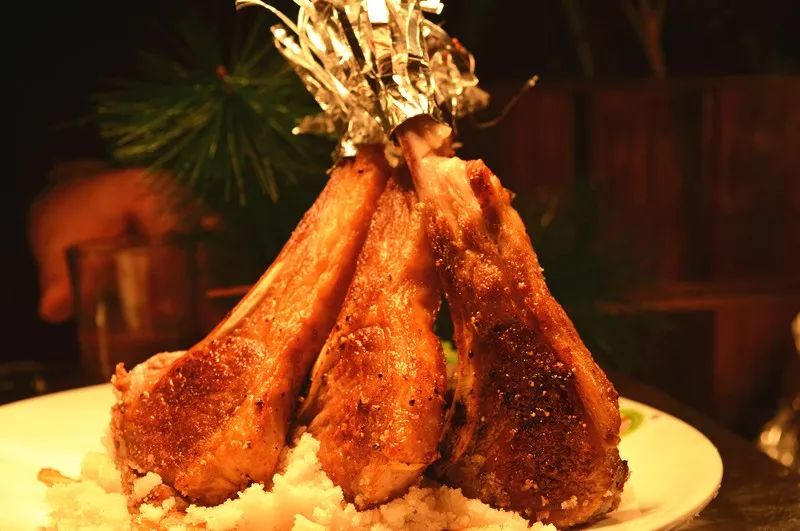 好吃的美食推荐三文鱼,红魔虾甜虾三文鱼刺身自助济南