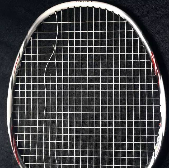 羽毛球拍线断了正确的剪线方法,羽毛球拍断线应该断横线还是竖线