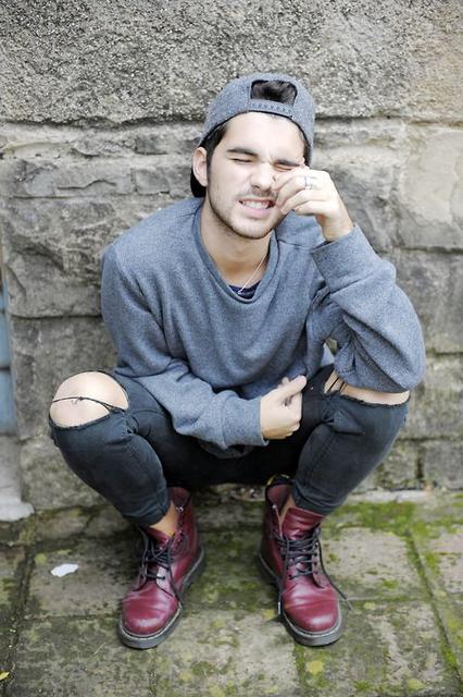 drmartens马丁靴棕色搭配,drmartens马丁靴穿搭