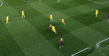 为什么很难防住梅西？因为梅西过人时的重心实在太稳了