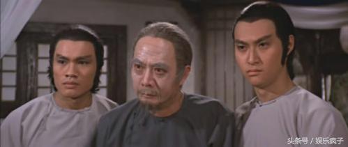 13岁习武,跑了三十多年龙套,如今在美国被金发女郎献吻演主角