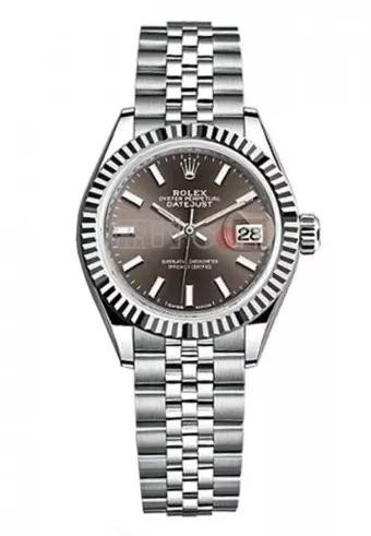 空姐为什么都戴一块好手表,空姐为什么手上一定要戴表