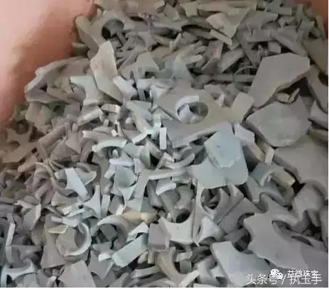 商场抽奖金镶玉是不是真的,暴力揭秘商场金镶玉骗局