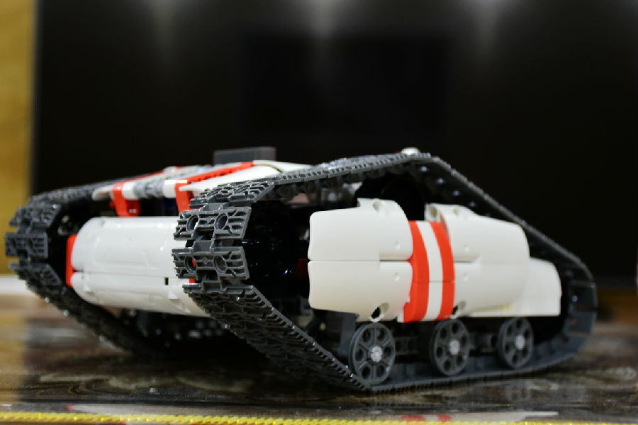 米兔积木履带机器人2000元以下的,米兔积木机器人app没有履带机甲了