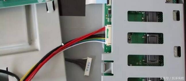 怎样测试液晶电视的输入输出,怎样测试液晶电视机灯条好坏