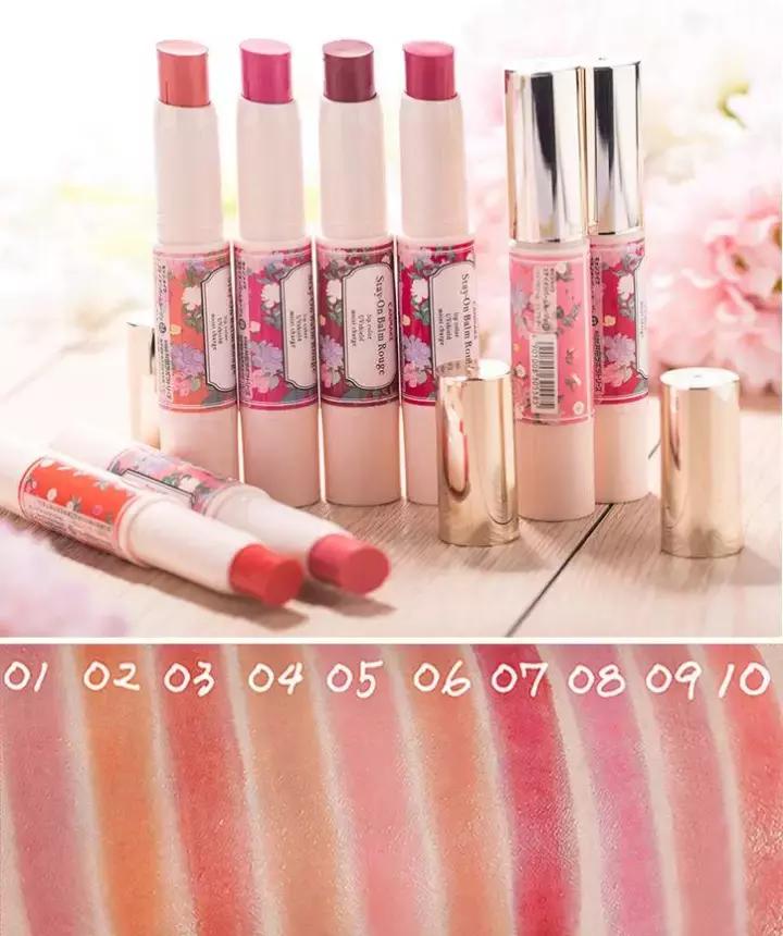 圣诞限定款口红试色,好物推荐口红便携