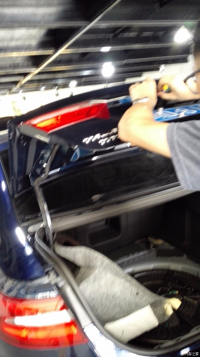 金牛座和宝马5系驾乘感受,福特金牛座与a6驾乘感受