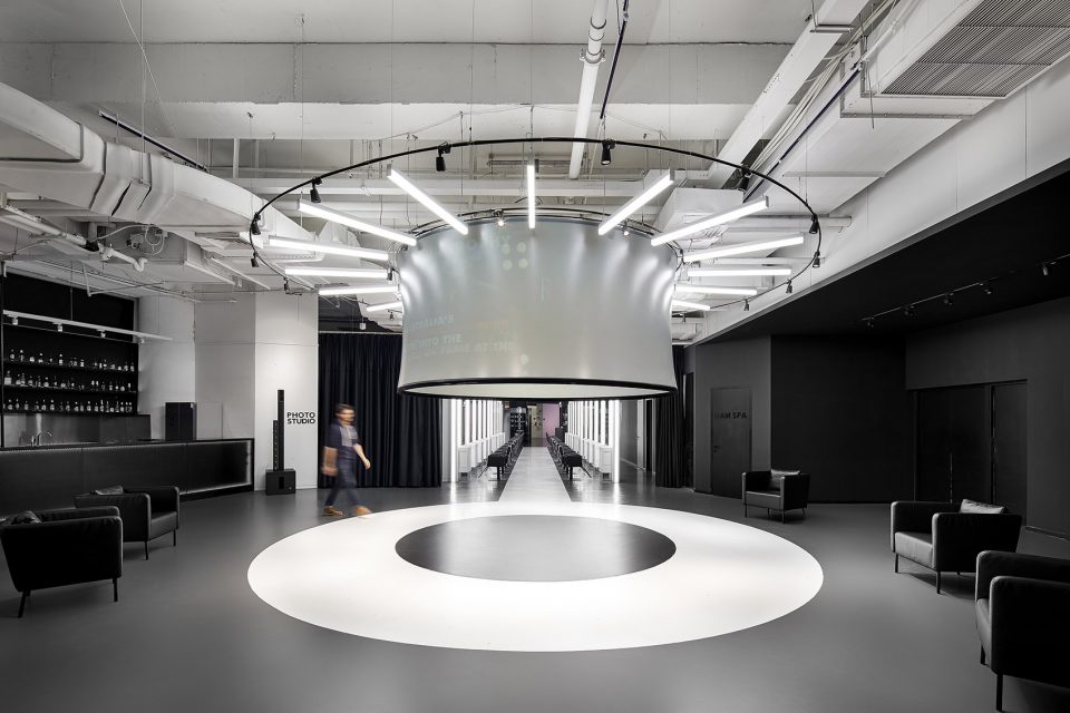 杭州TONIGUY理发沙龙来福士广场旗舰店设计/Studio8