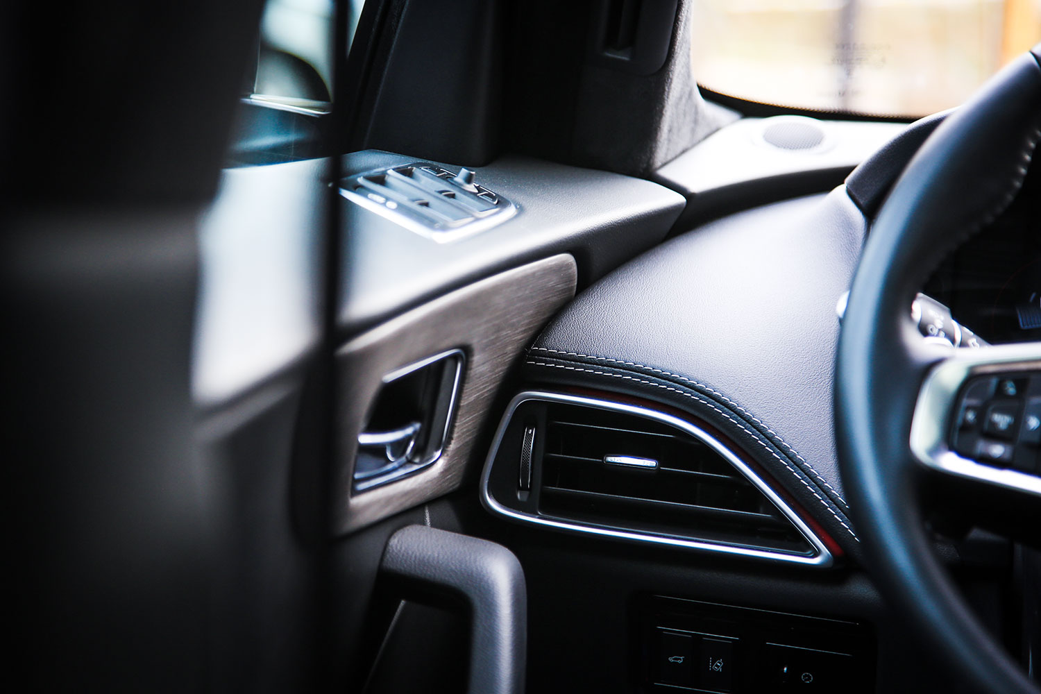 保时捷macan对比捷豹fpace2021款,保时捷macan路虎揽胜星脉捷豹f-pace