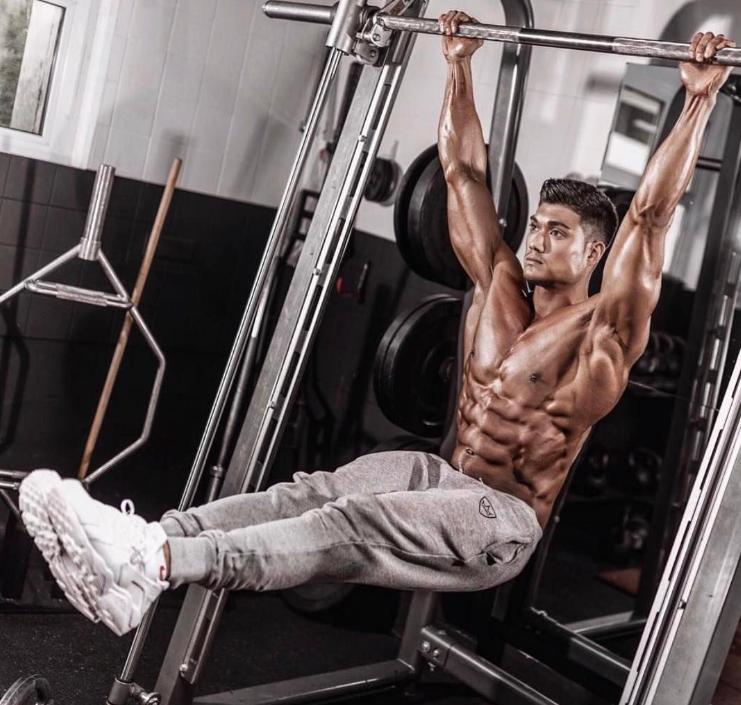 腰的柔韧性练习向前弯,怎么提升腰和腿的柔韧性