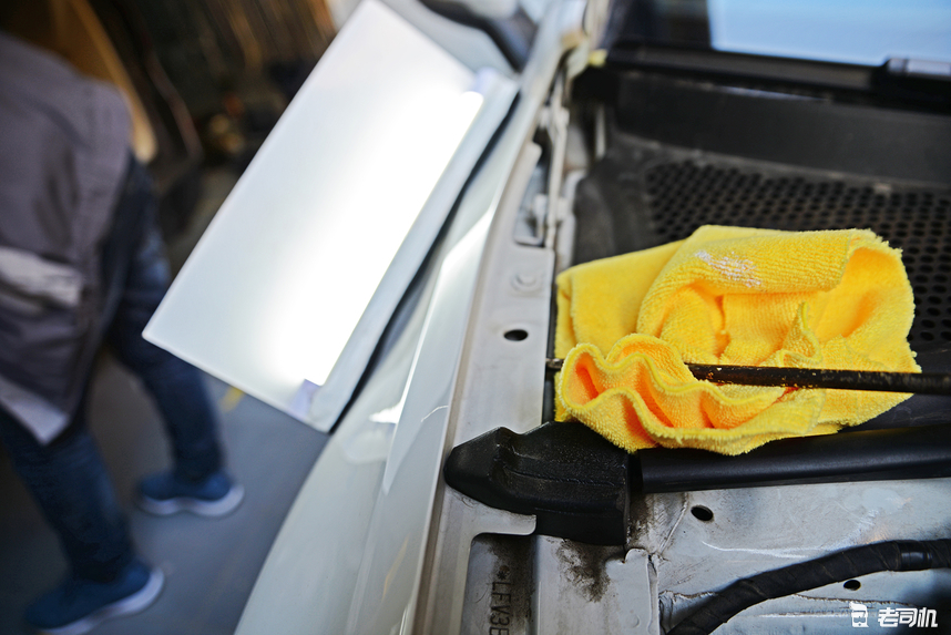 途虎钣金喷漆修复凹陷一般多少钱,汽车钣金凹陷修复喷漆正规流程