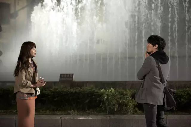 这是一部色而不淫,淫而不荡的电影