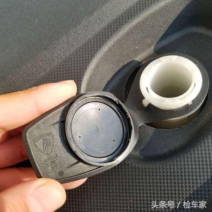 历史最贵奥迪r8落地价,超跑贬值率