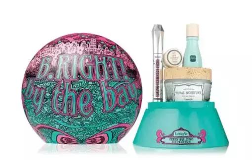 今年的圣诞限定真的太绝了,最火的圣诞限定