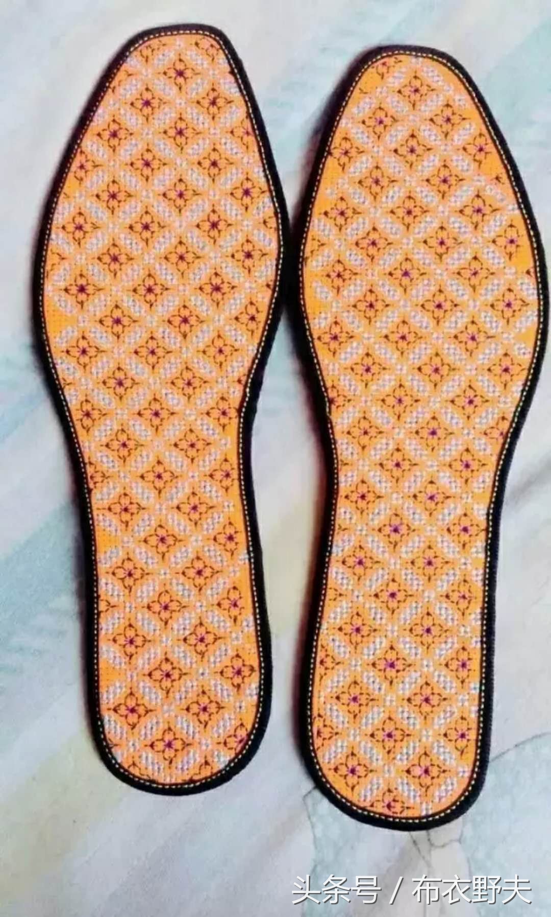 庄浪绣花鞋垫踩在脚下的艺术品——也是男女之间传情的信物