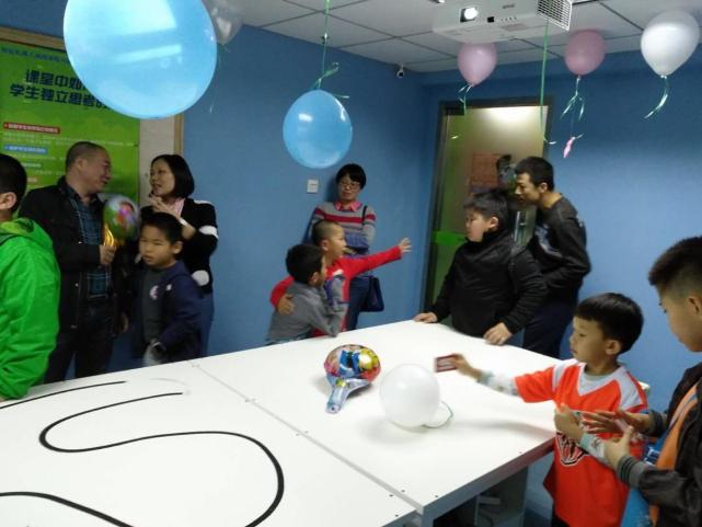 天天上学不开心?来场游戏压压惊!童程童美深圳校区感恩节游戏会