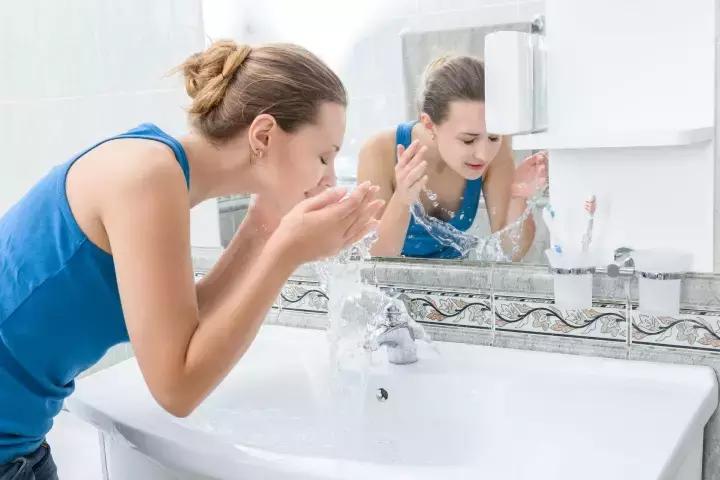 涨姿势|冬季皮肤爱过敏?教你七大自救妙招