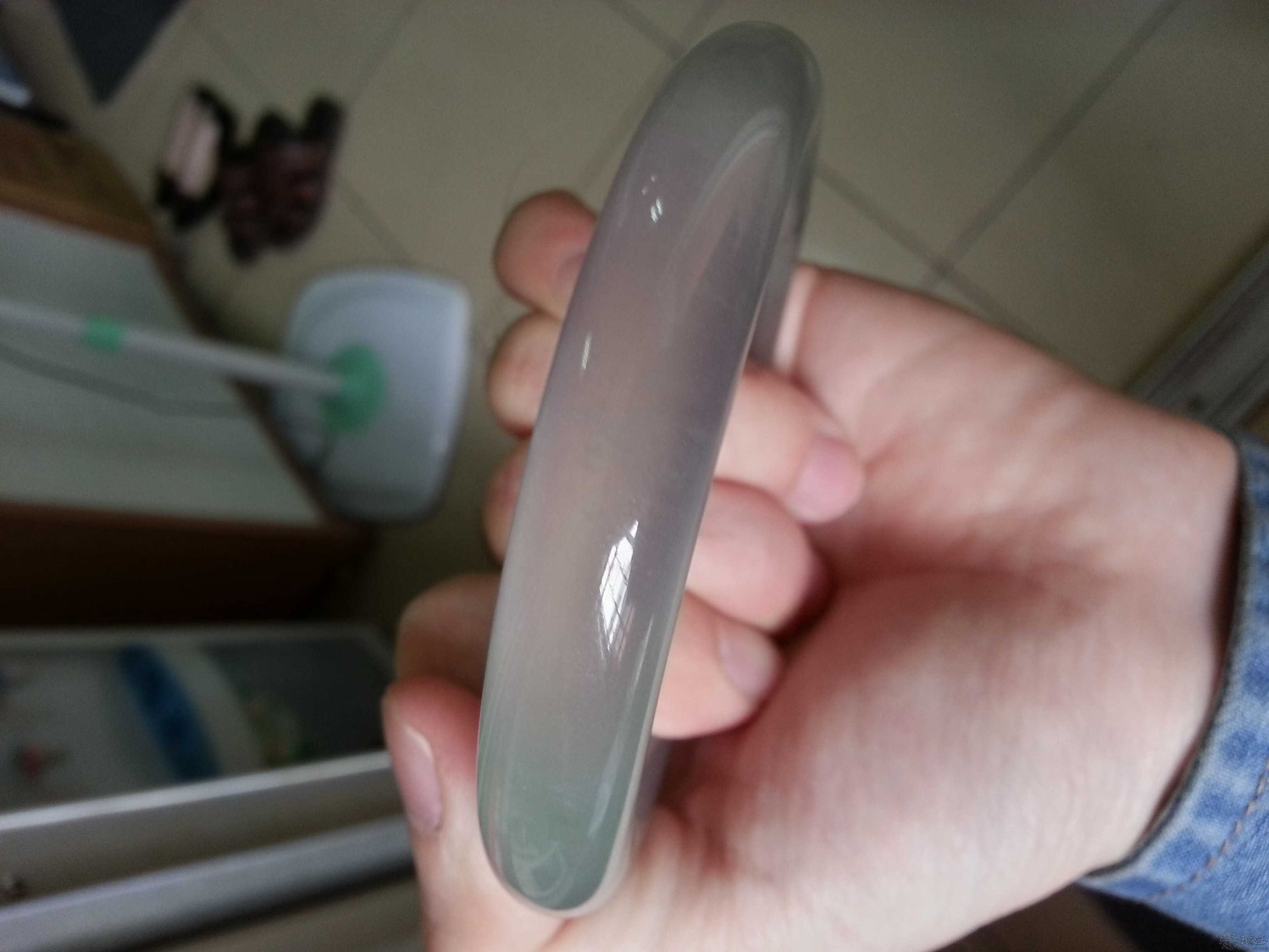 怎样判断珠宝玉石鉴定网站的真假 (如何判断网上的玉石珠宝的真假)