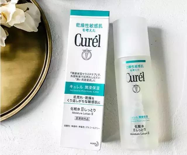 适合干皮的冬季水乳推荐,油皮敏感肌毛孔大适合用什么水乳