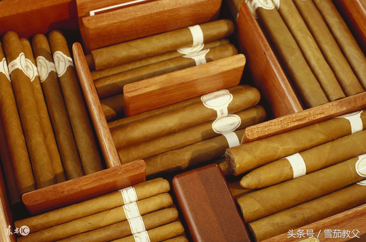 新手用什么样的雪茄保湿盒,新手雪茄盒的保湿盒怎么用