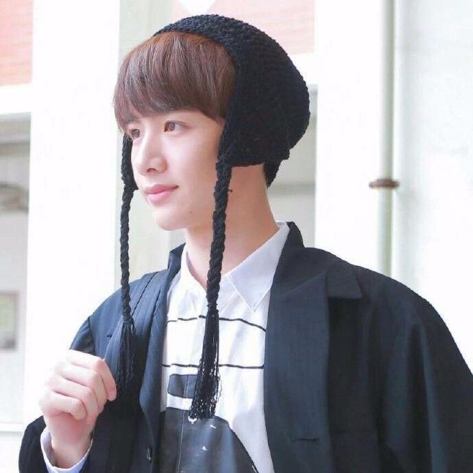 白敬亭穿搭秋冬款,景甜秋裤搭配什么上衣