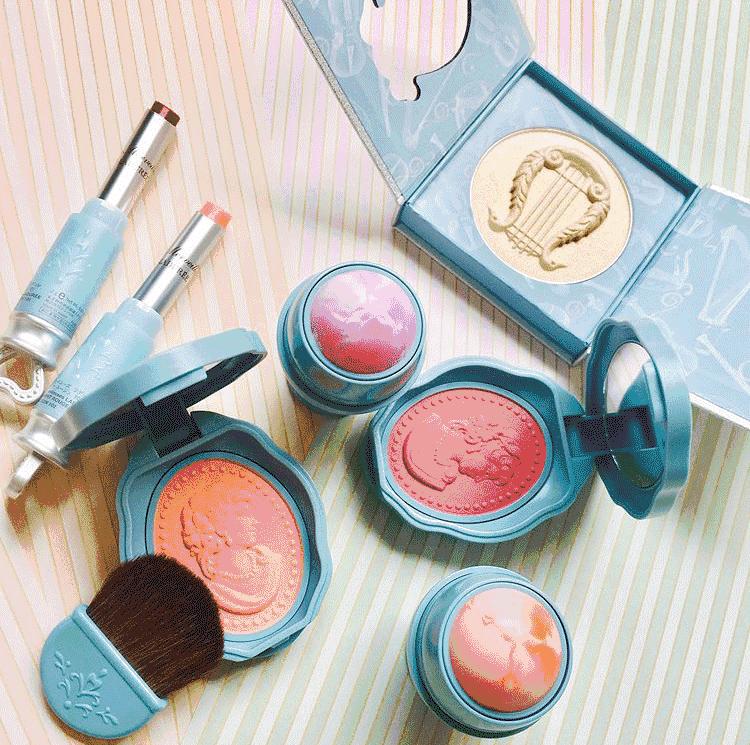 送女生的圣诞礼物排行榜推荐,女生最想要的礼物有哪些