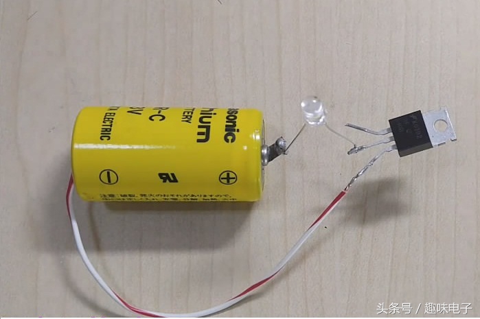 触摸开关的基础思路,简单的触摸开关电路图