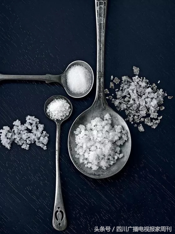 冬季泡脚暖身暖心,驱寒温肺泡脚