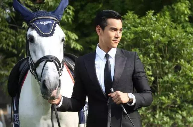 dw和百达翡丽哪个好,dw跟劳力士聊表