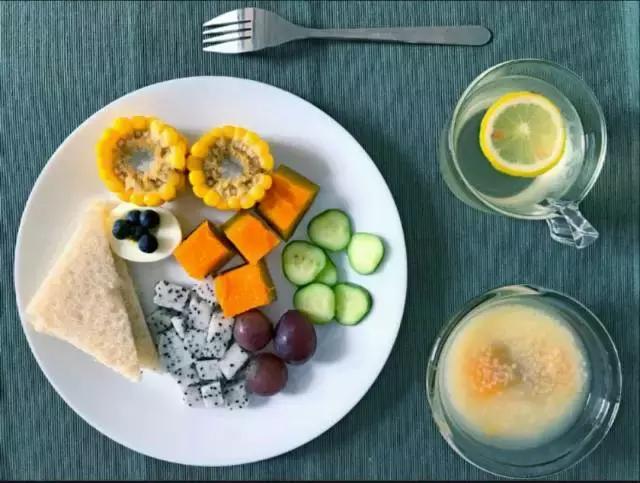 日积月累的诗意,日积月累里的日月星辰