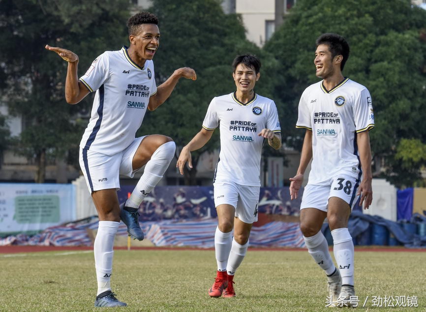 东盟足球赛,首届东盟足球友谊赛