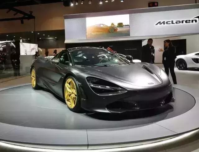 国内车展没意思，来看看迪拜车展，简直是一场超跑秀！