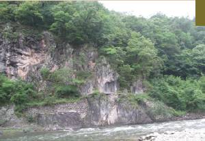 深入崇山峻岭发现近8公里古蜀道,古蜀道徒步游三条精品线路