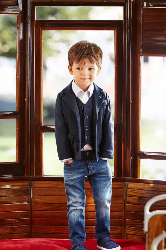 高端品牌乔治阿玛尼giorgioarmani,意大利著名品牌giorgetti