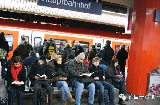 手写的才是亲生的：凌美Lamy。,附视频