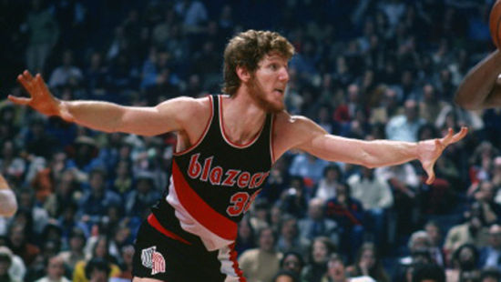 nba最伟大的十大中锋,nba历史上最伟大的十位得分后卫