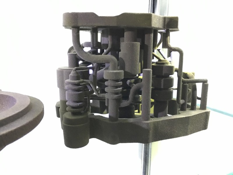 易三维金属3d打印机,3d打印尼龙机简介