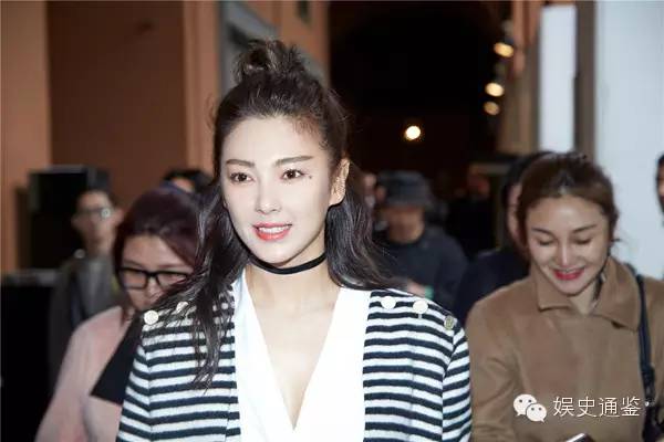 高圆圆现身韩国时装周,高圆圆谢娜时装周