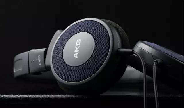 1到2千耳机,从1到100的音频