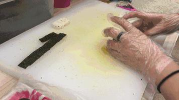 在包头这家小店能把饭吃出五颜六色,逛街饿了来一份瞬间满血复活