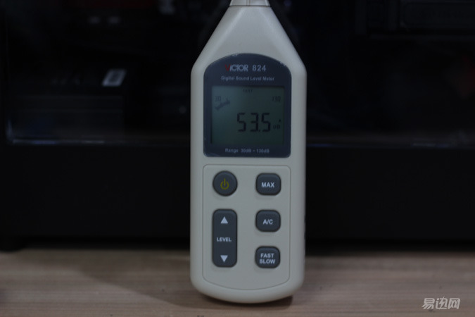 卫生间要装风扇吗,厨房可以装风扇吗