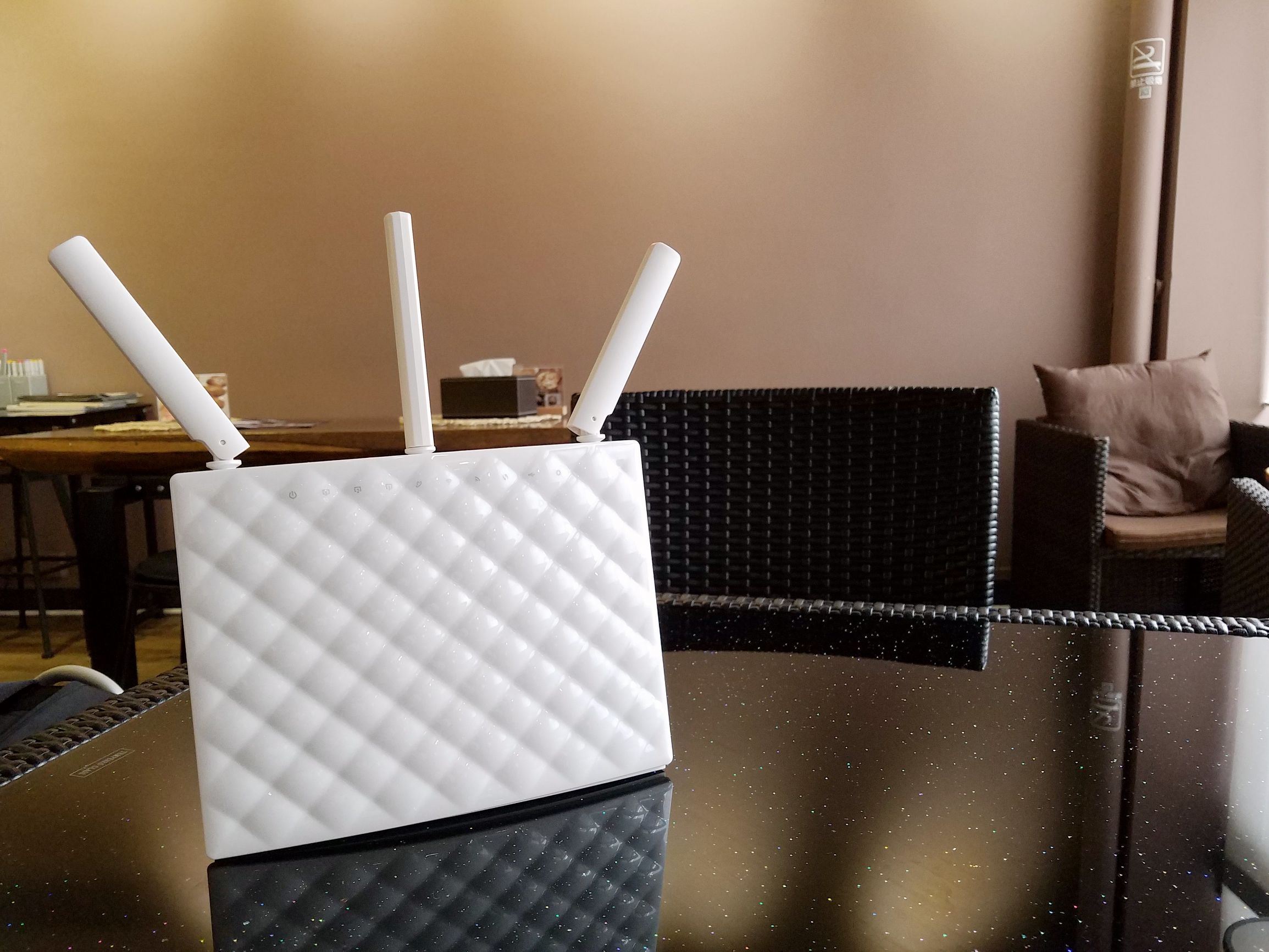 腾达ac15固件,腾达ac15路由器电源插头