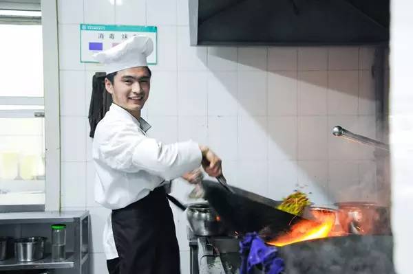 山大食堂洪家楼校区,山大洪楼校区的食堂怎么样