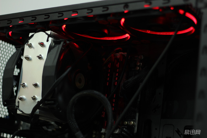 卫生间要装风扇吗,厨房可以装风扇吗