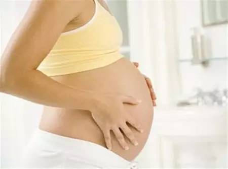 准妈妈宫缩阵痛,准妈妈突发宫缩感该怎么办