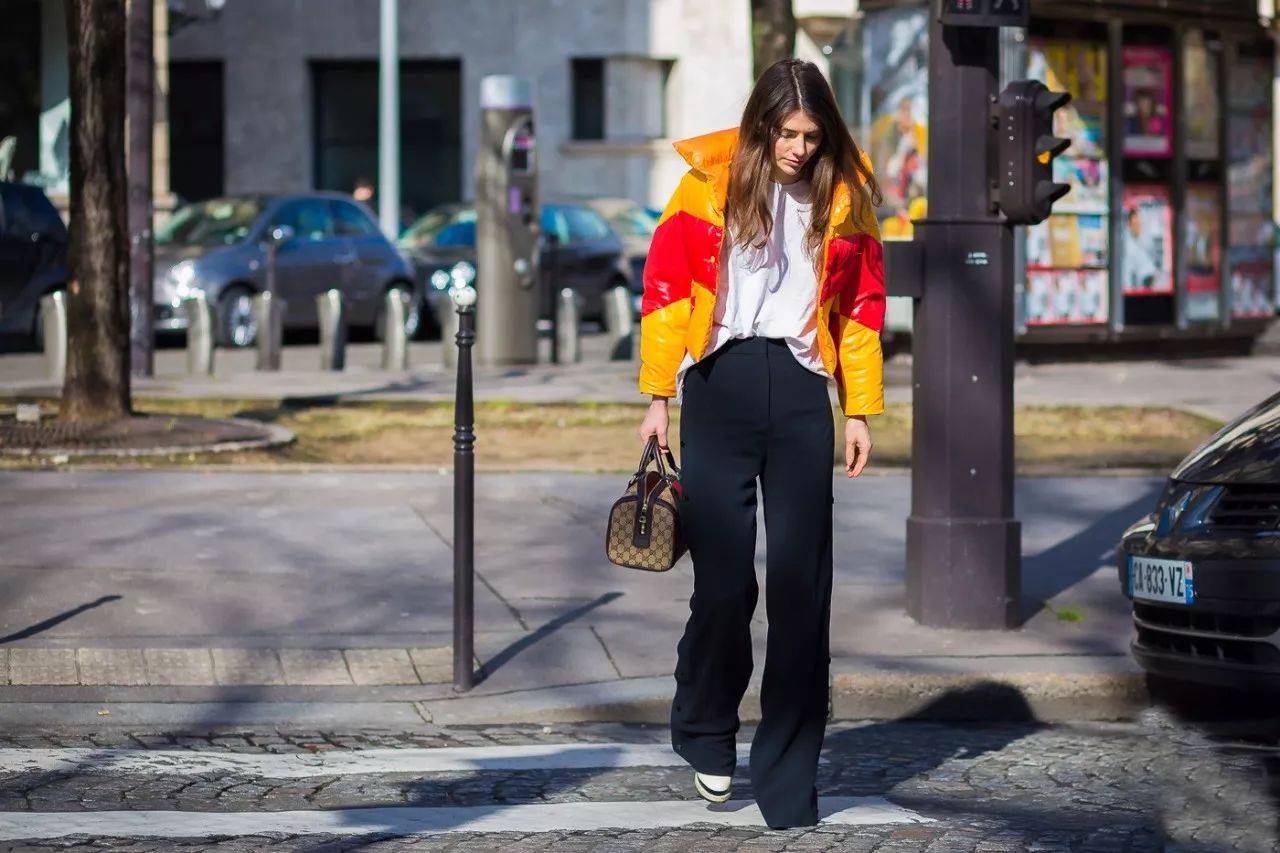 权志龙同款羽绒服穿搭,权志龙穿搭oversize