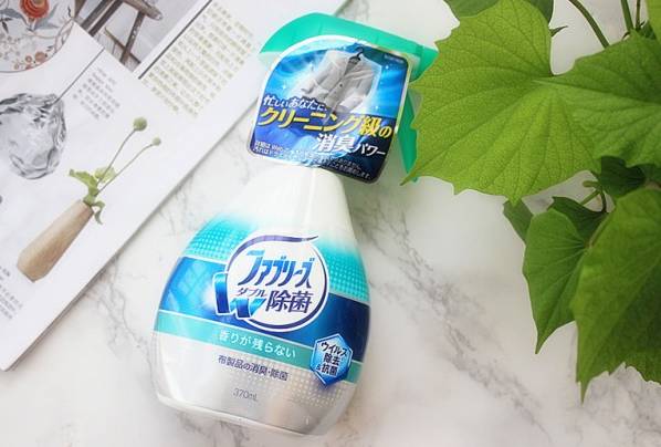 静电粘毛怎么治,衣物处理静电的有效方法