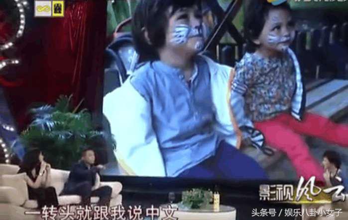 厉害了!7岁诺一给姥爷和爷爷做同声传译,网友:刘烨你学着点