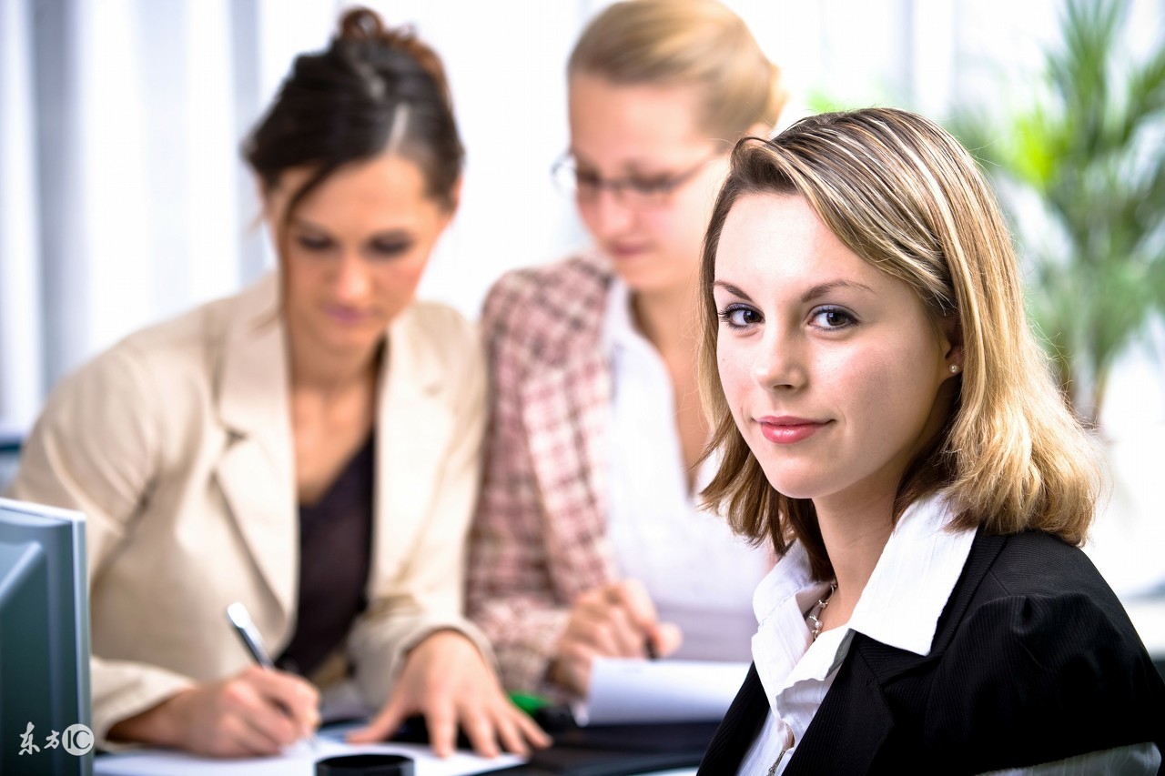 职场中，总是吼下属的领导是有病，得治！